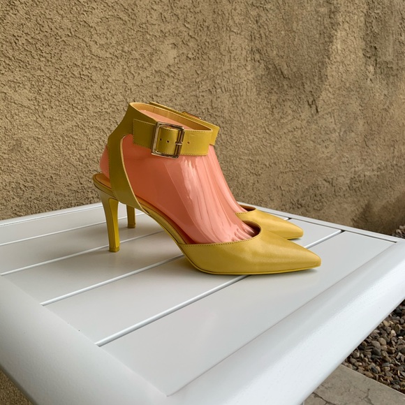 Nine West yellow leather pointy pumps sandals 8.5 - Picture 2 of 16
